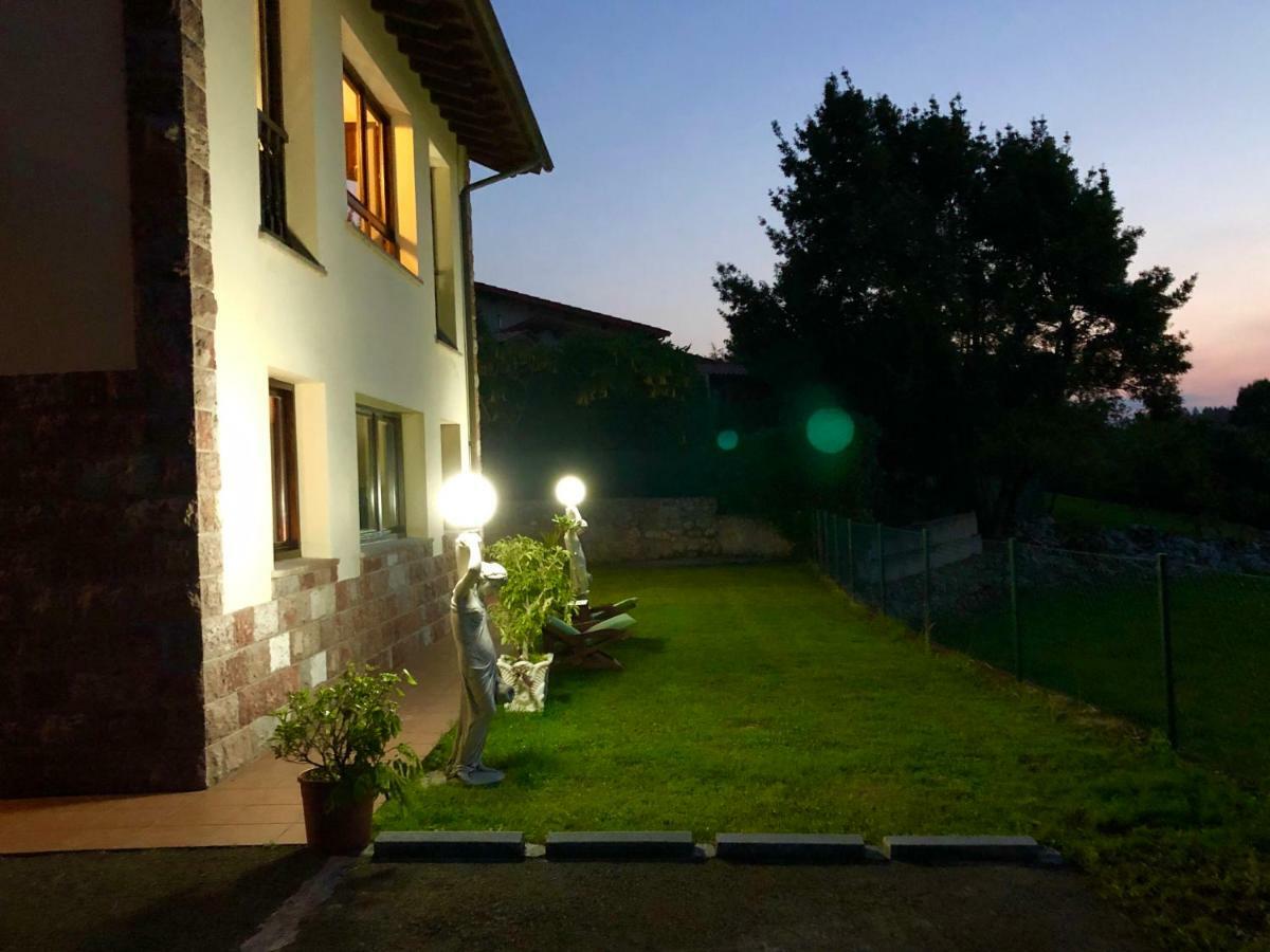 Casa Frente A Los Bufones De Pria Villa Llames de Pría Eksteriør bilde