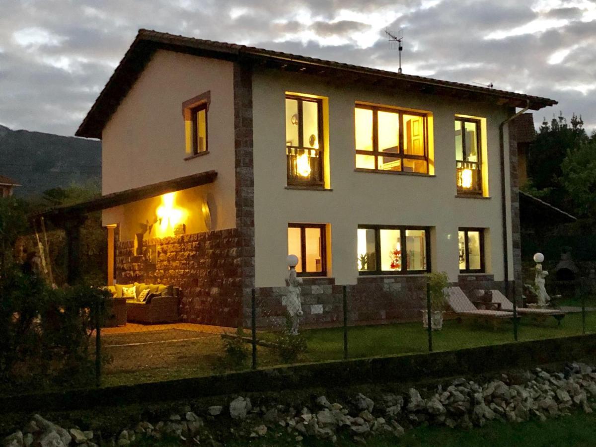 Casa Frente A Los Bufones De Pria Villa Llames de Pría Eksteriør bilde